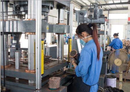 昌利温馨提示使用金刚石锯片注意事项 昌利温馨提示使用金刚石锯片注意事项