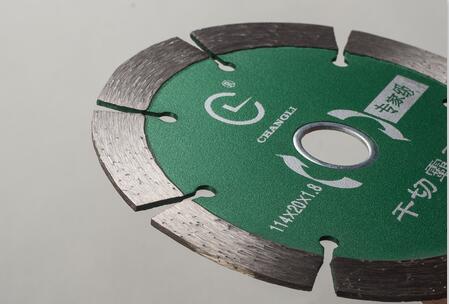 湖北昌利30多道工艺流程打造锋利花岗石锯片 湖北昌利30多道工艺流程打造锋利花岗石锯片