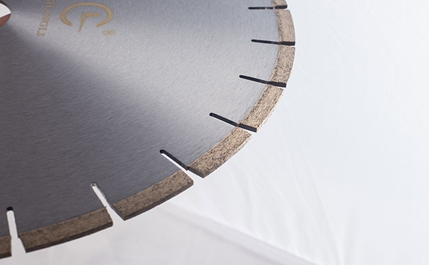 专家分析:金刚石锯片对石材的影响 专家分析:金刚石锯片对石材的影响