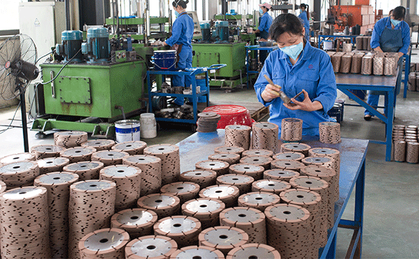 金刚石锯片热压工艺生产厂家哪家好? 金刚石锯片热压工艺生产厂家哪家好?