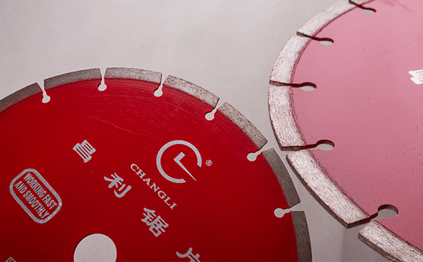 昌利金刚石锯片告诉你选用石材养护剂注意事项 昌利金刚石锯片告诉你选用石材养护剂注意事项